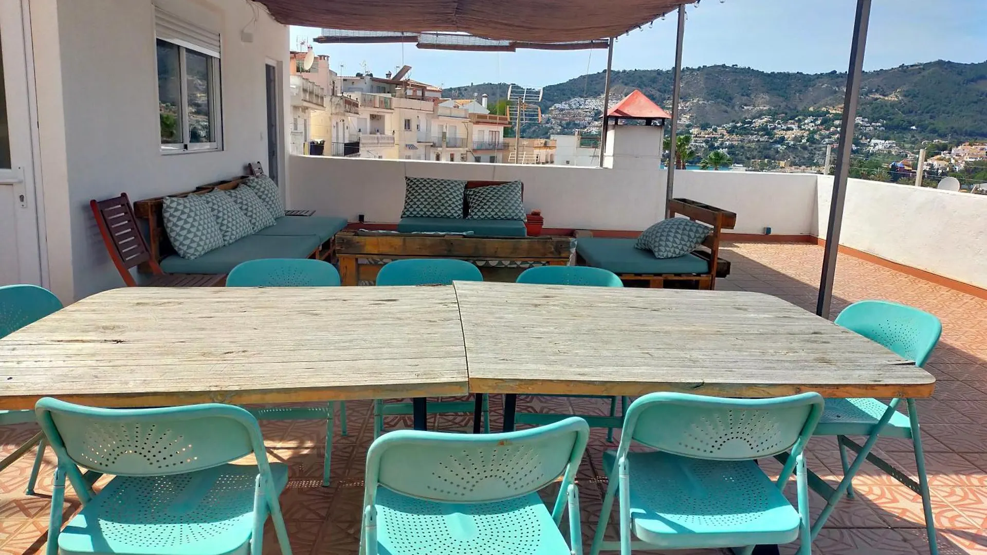 Amazing Apartment & Great Terrace & 4Bedrooms La Herradura